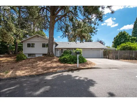 818 SE 119th Avenue Vancouver WA 98683