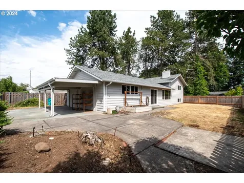 818 SE 119th Avenue Vancouver WA 98683