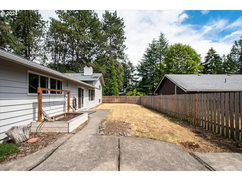 818 SE 119th Avenue Vancouver WA 98683