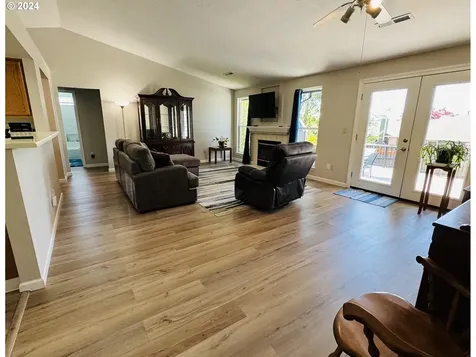 2189 39th Street Washougal WA 98671