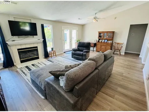 2189 39th Street Washougal WA 98671