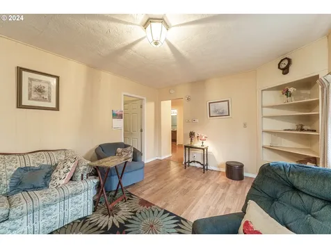 6029 Se 86th Avenue Portland OR 97266