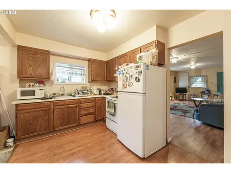 6029 Se 86th Avenue Portland OR 97266