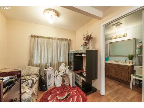 6029 Se 86th Avenue Portland OR 97266