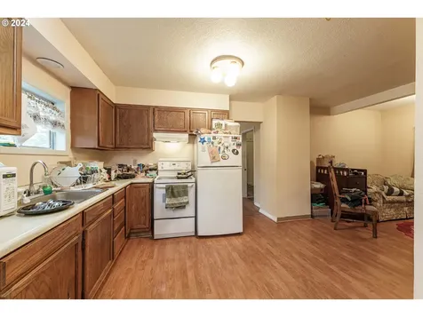 6029 Se 86th Avenue Portland OR 97266