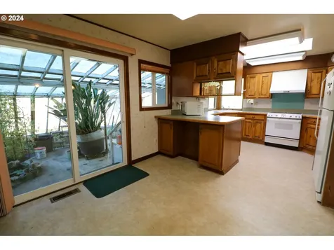62828 Poppy Road Coos Bay OR 97420