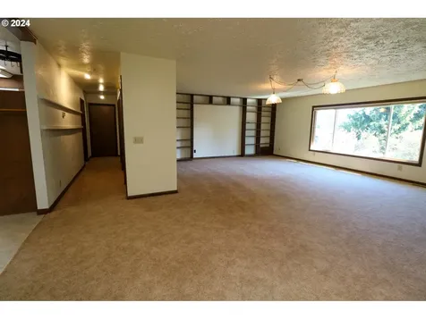 62828 Poppy Road Coos Bay OR 97420