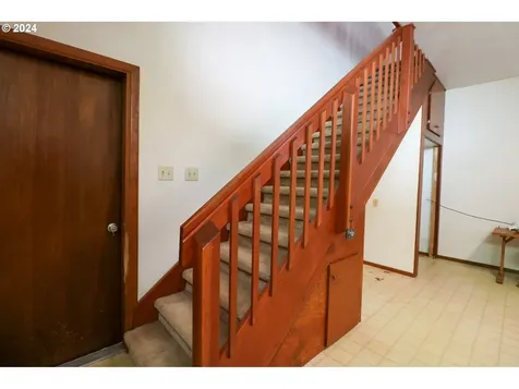 62828 Poppy Road Coos Bay OR 97420