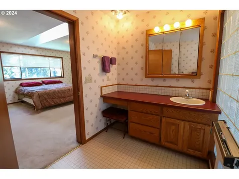62828 Poppy Road Coos Bay OR 97420