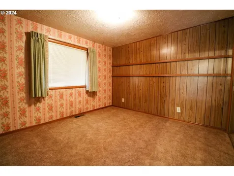 62828 Poppy Road Coos Bay OR 97420