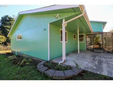 62828 Poppy Road Coos Bay OR 97420