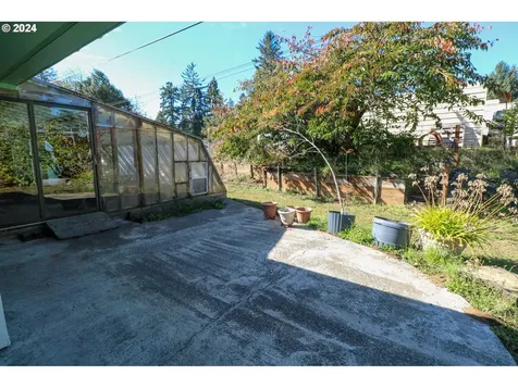 62828 Poppy Road Coos Bay OR 97420