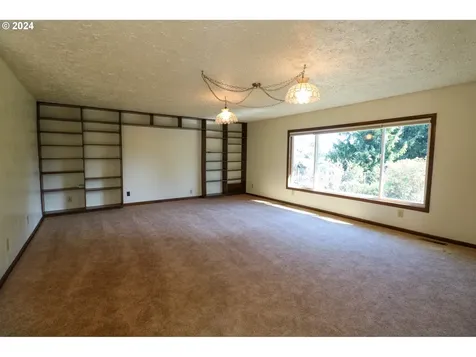 62828 Poppy Road Coos Bay OR 97420