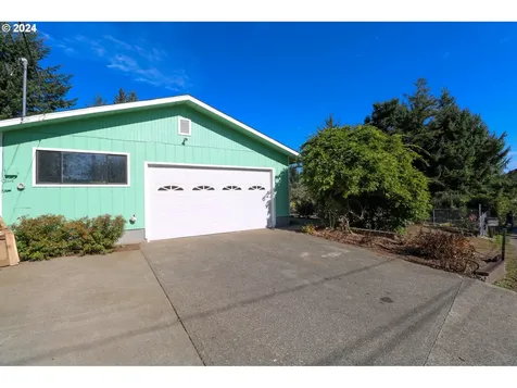 62828 Poppy Road Coos Bay OR 97420
