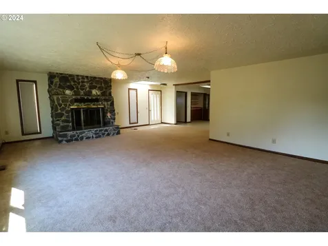 62828 Poppy Road Coos Bay OR 97420