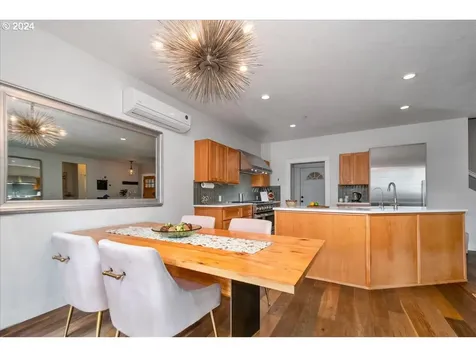 8143 SE Clydie Court Portland OR 97206