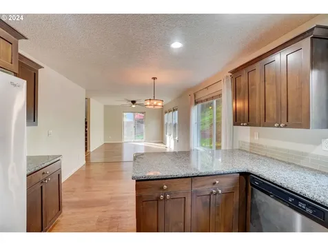 326 Nw Pacific Hills Drive Willamina OR 97396