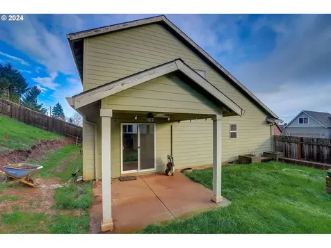 326 Nw Pacific Hills Drive Willamina OR 97396