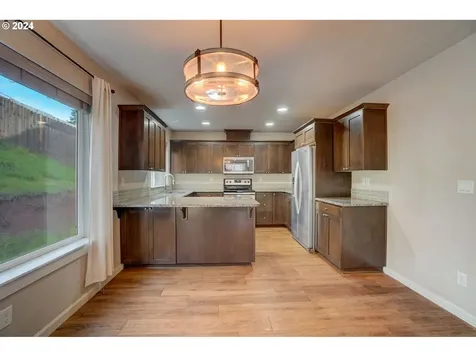 326 Nw Pacific Hills Drive Willamina OR 97396
