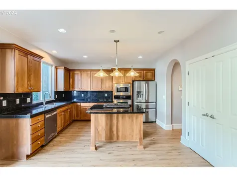 12619 NW Milazzo Lane Portland OR 97229