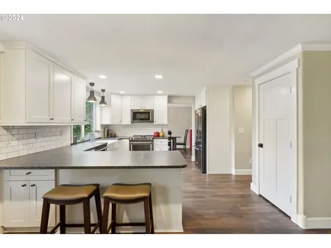 118 Regal Lane Kelso WA 98626