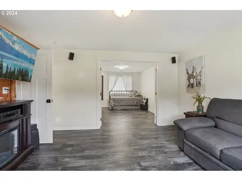 118 Regal Lane Kelso WA 98626