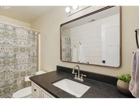 118 Regal Lane Kelso WA 98626