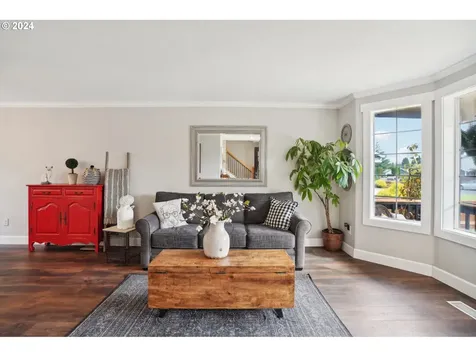 118 Regal Lane Kelso WA 98626