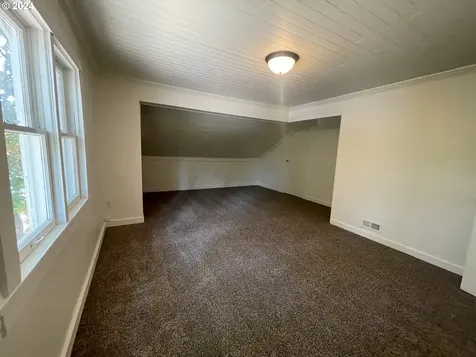 1208 E 19th Avenue Eugene OR 97403