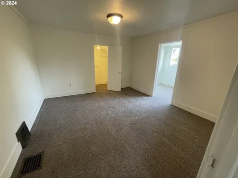 1208 E 19th Avenue Eugene OR 97403