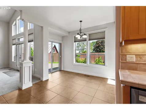 2716 Nw 127th Street Vancouver WA 98685