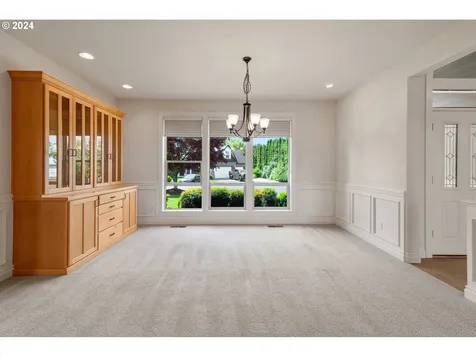 2716 Nw 127th Street Vancouver WA 98685