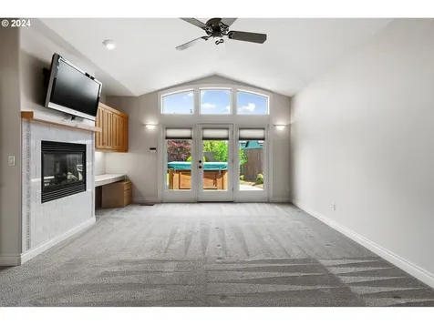 2716 Nw 127th Street Vancouver WA 98685