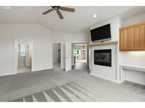 2716 Nw 127th Street Vancouver WA 98685
