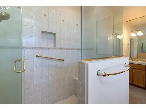 2716 Nw 127th Street Vancouver WA 98685