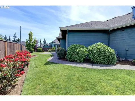 2716 Nw 127th Street Vancouver WA 98685
