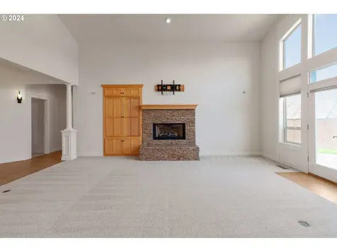 2716 Nw 127th Street Vancouver WA 98685