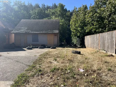 3202 Nw Division Street Gresham OR 97030