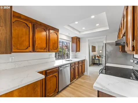 1920 NE 148th Place Portland OR 97230