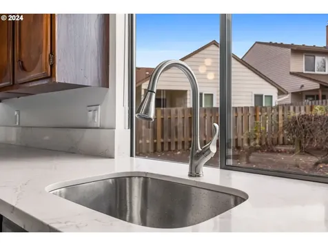 1920 NE 148th Place Portland OR 97230