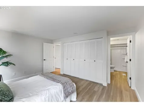 1920 NE 148th Place Portland OR 97230