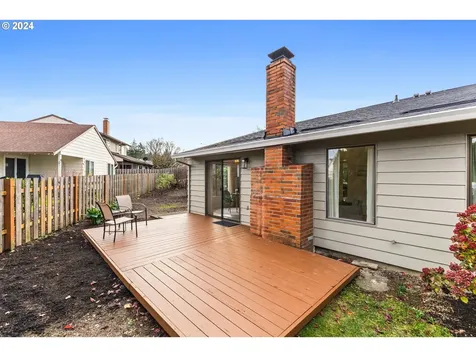 1920 NE 148th Place Portland OR 97230