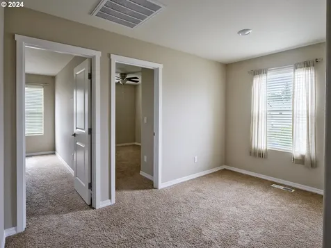 15330 NE 70th Street Vancouver WA 98682