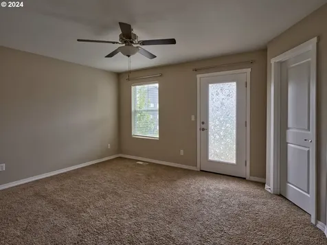15330 NE 70th Street Vancouver WA 98682