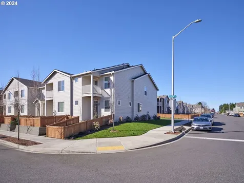 15330 NE 70th Street Vancouver WA 98682