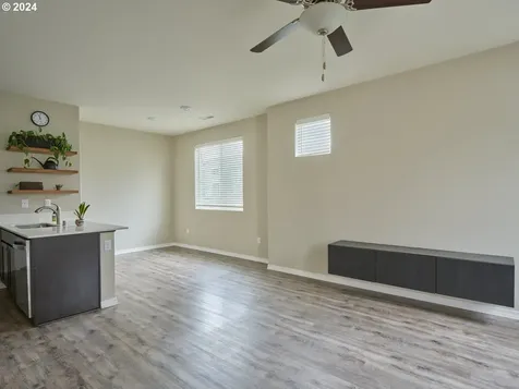 15330 NE 70th Street Vancouver WA 98682