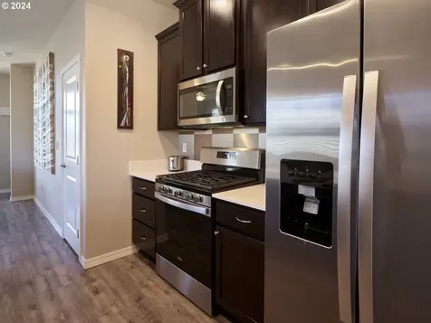 15330 NE 70th Street Vancouver WA 98682