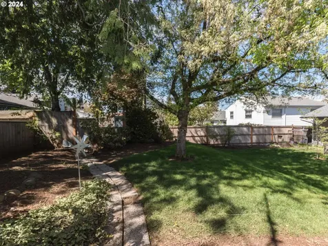 12626 Ne Davis Street Portland OR 97230