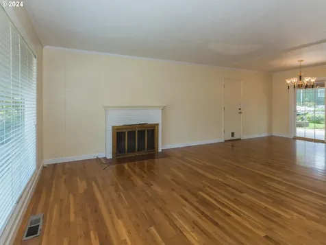 12626 Ne Davis Street Portland OR 97230