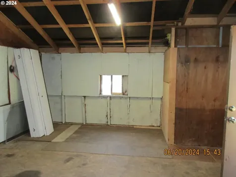 4557 Ridenour Street Roseburg OR 97470